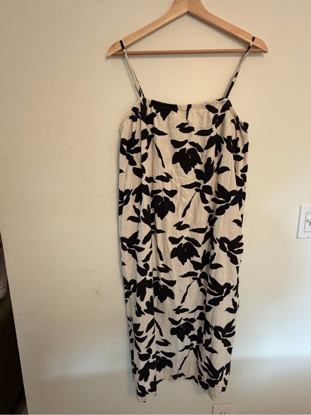 a new day Black & Cream Floral Slip Midi Dress - Picture 1 of 6